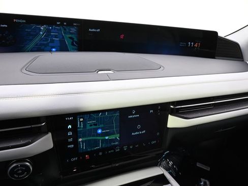 New 2026 Lincoln Navigator Black Label AWD/4WD image 26