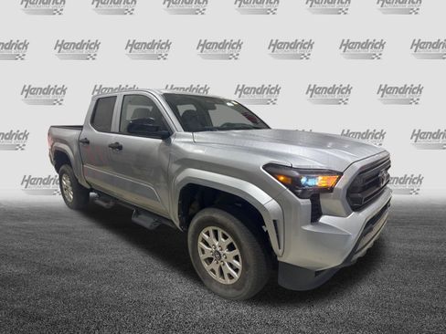Used 2025 Toyota Tacoma SR image 47