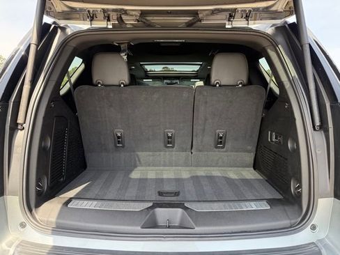 Used 2024 Chevrolet Tahoe Z71 w/ Off-Road Capability Package image 30