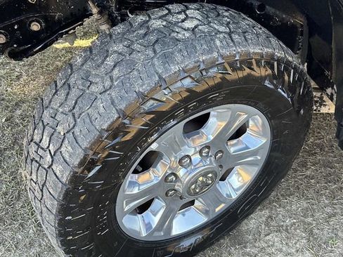 Used 2024 RAM 2500 Big Horn image 15