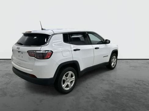 Used 2023 Jeep Compass Sport AWD/4WD image 4