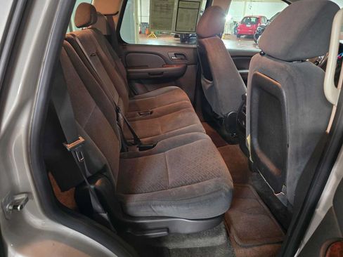 Used 2008 Chevrolet Tahoe LT w/ Convenience Package 1 AWD/4WD image 12