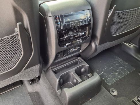 New 2026 Jeep Grand Cherokee L Laredo AWD/4WD image 24