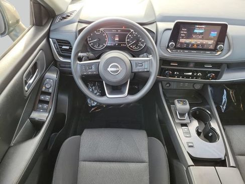 Used 2024 Nissan Rogue SV FWD image 14