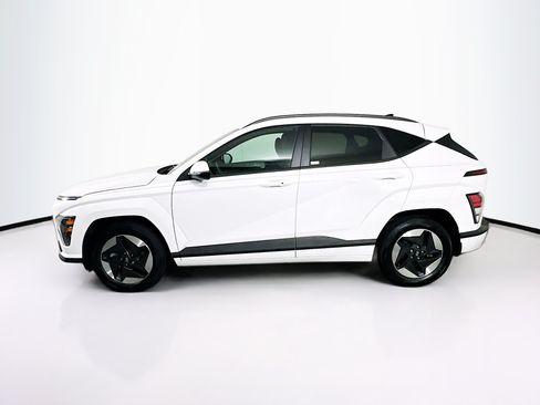 Used 2024 Hyundai Kona SEL FWD image 4