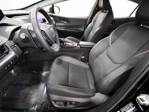 Used 2024 Toyota Prius XLE image 14