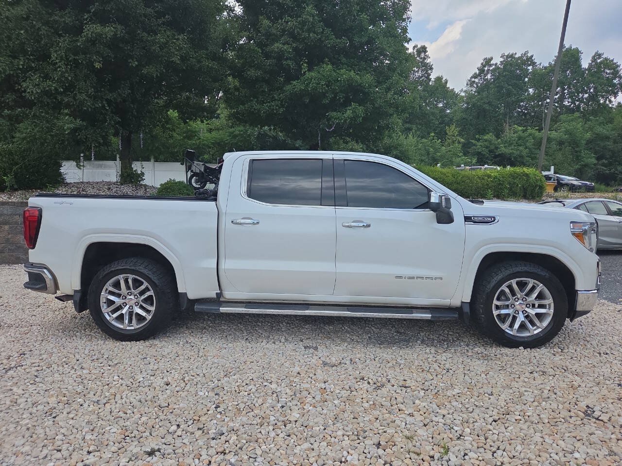 Used 2020 GMC Sierra 1500 SLT w/ SLT Premium Plus Package AWD/4WD image 10