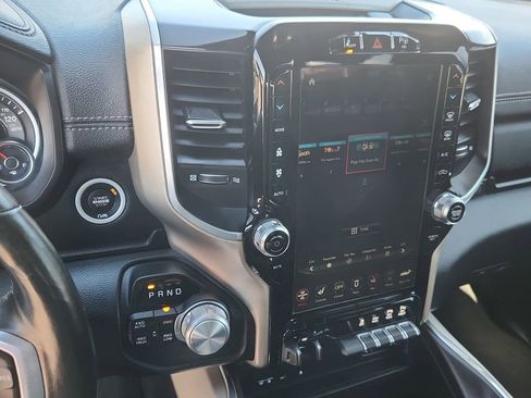 Used 2019 RAM 1500 Laramie image 26