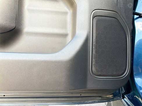 Used 2022 Chevrolet Silverado 1500 Custom image 18