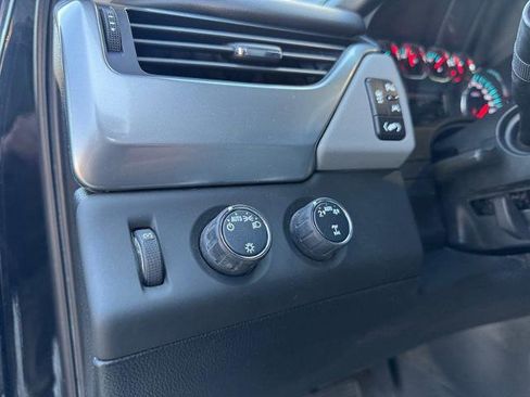 Used 2020 Chevrolet Tahoe LT image 23