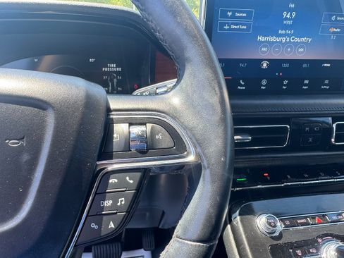 Used 2023 Lincoln Nautilus Reserve w/ Equipment Group 201A AWD/4WD image 17