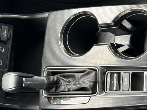 Used 2025 Honda Civic Sport image 25