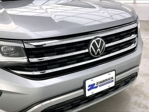 Used 2022 Volkswagen Atlas Cross Sport SE AWD/4WD image 30