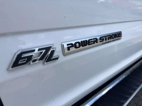 Used 2022 Ford F250 Lariat w/ Lariat Value Package AWD/4WD image 11