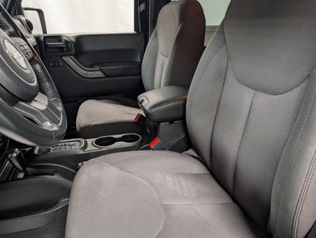 Used 2017 Jeep Wrangler Sport AWD/4WD image 10