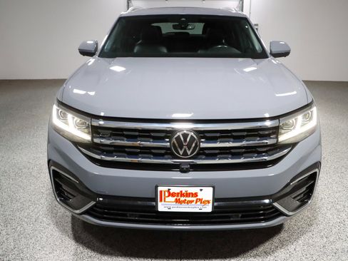 Used 2023 Volkswagen Atlas Cross Sport SEL Premium R-Line AWD/4WD image 4