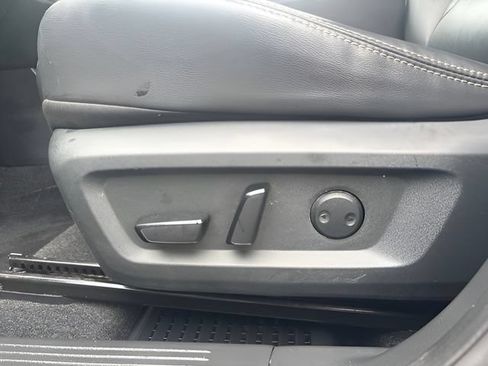 Used 2023 Nissan Rogue SL AWD/4WD image 18