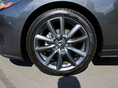 Used 2020 MAZDA MAZDA3 Base image 33