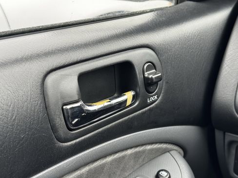 Used 2005 Honda Civic EX image 29