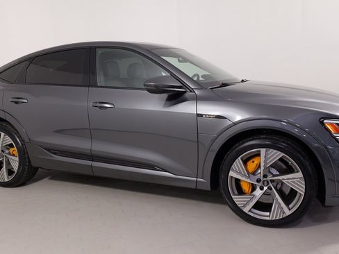 Used 2023 Audi e-tron Prestige w/ Prestige Package image 9