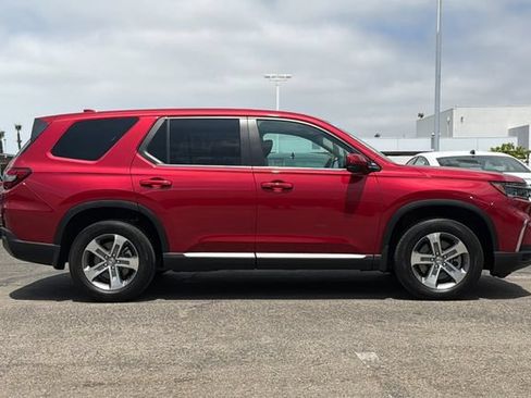 Certified 2024 Honda Pilot EX-L image 3