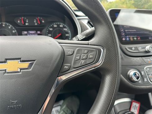 Used 2023 Chevrolet Malibu LT image 22