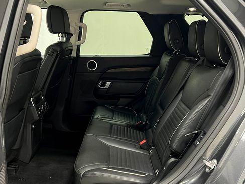 Used 2018 Land Rover Discovery HSE Luxury AWD/4WD image 34