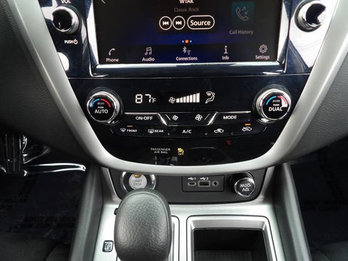 Used 2022 Nissan Murano S image 21