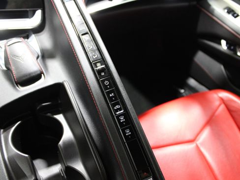 Used 2020 Chevrolet Corvette Stingray Coupe w/ 1LT image 26