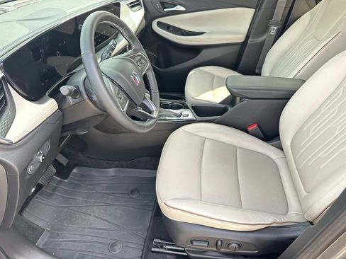 Used 2024 Buick Encore GX Avenir FWD image 14