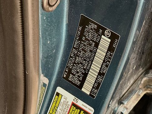 Used 2025 Toyota Camry SE FWD image 12