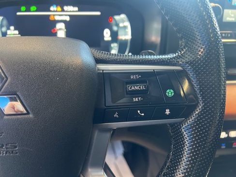 Used 2022 Mitsubishi Outlander SEL image 27