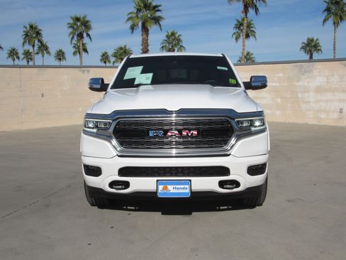Used 2024 RAM 1500 Limited w/ Body Color Bumper Group image 3