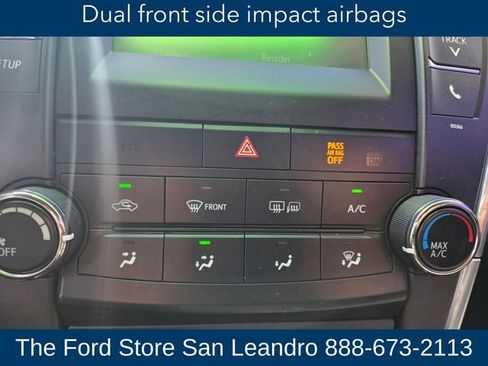 Used 2015 Toyota Camry LE FWD image 18
