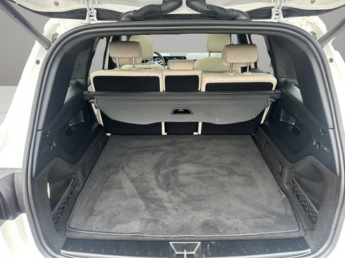 Used 2024 Mercedes-Benz GLB 250 4MATIC image 7