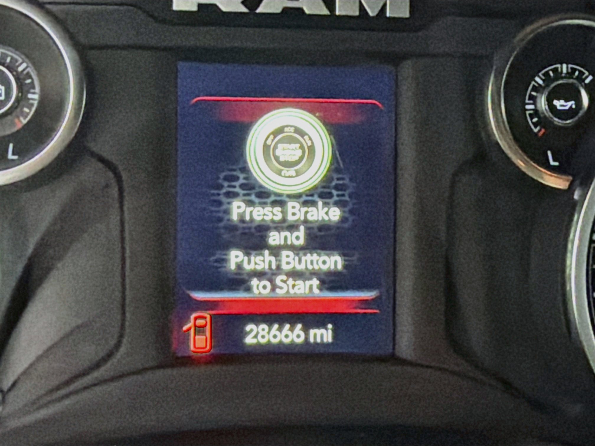Used 2023 RAM 1500 Big Horn AWD/4WD image 18