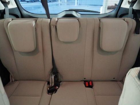 Used 2024 Subaru Ascent Premium w/ Convenience Package image 35