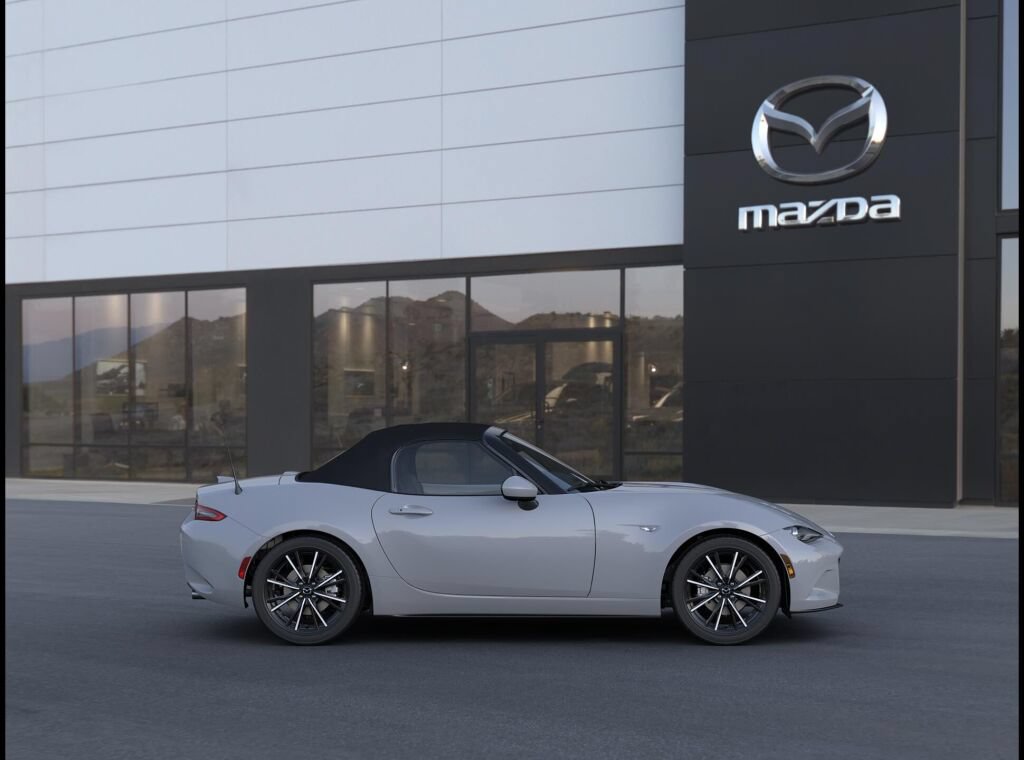 New 2026 MAZDA MX-5 Miata Grand Touring RWD image 5