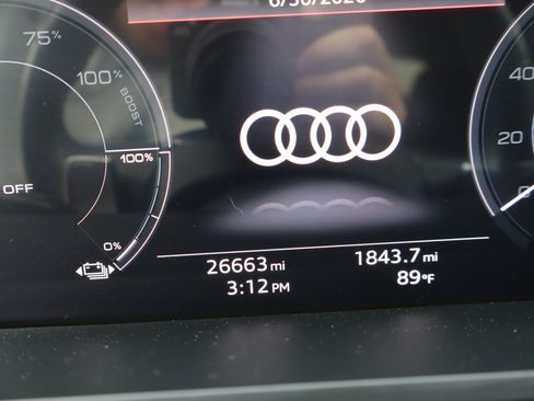 Used 2021 Audi e-tron Premium Plus w/ Premium Plus Package AWD/4WD image 15