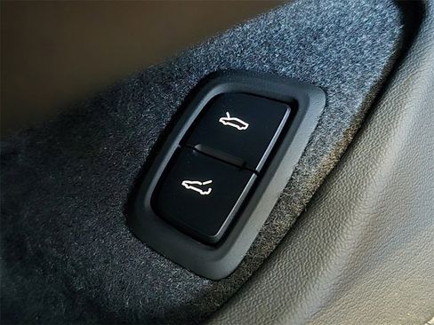 Certified 2023 Chevrolet Corvette Stingray Coupe w/ 1LT image 26