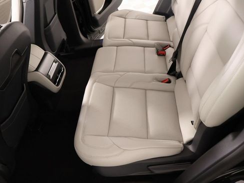 New 2026 Lincoln Nautilus Premier w/ Jet Appearance Package AWD/4WD image 12