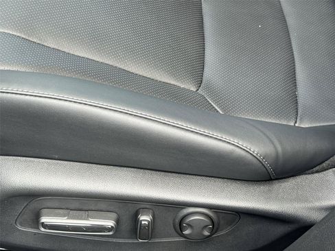 Used 2025 Honda Accord EX-L image 13
