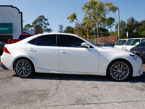 Used 2017 Lexus IS 200t image 18