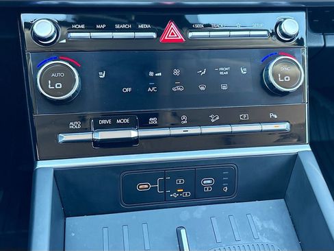 Used 2025 Hyundai Santa Fe XRT image 16