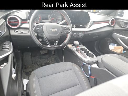 Used 2024 Chevrolet Trax RS w/ Driver Confidence Package FWD image 9