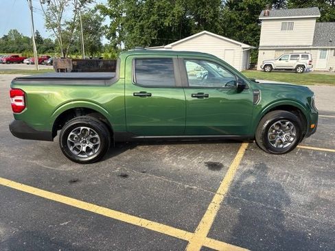 Certified 2025 Ford Maverick XLT w/ Equipment Group 301A AWD/4WD image 2