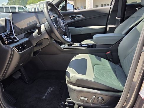 Used 2023 Kia Sportage X-Line w/ X-Line Premium Package AWD/4WD image 11
