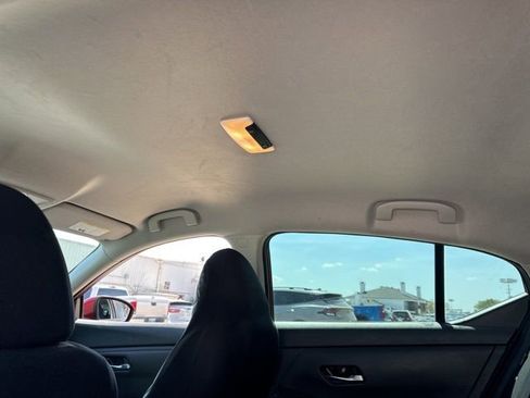 Used 2021 Nissan Sentra SV image 12