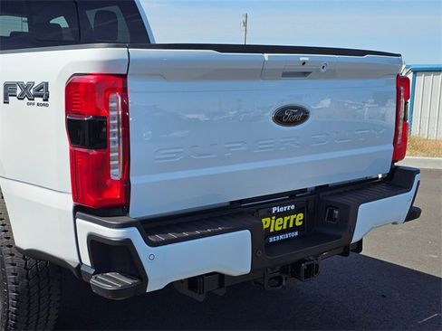 New 2025 Ford F350 Lariat w/ Lariat Ultimate Package image 7