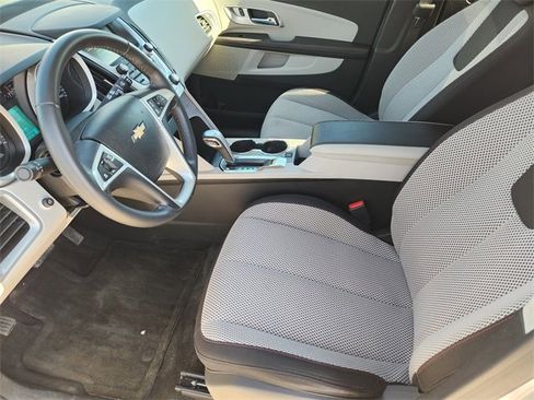 Used 2015 Chevrolet Equinox LT w/ Driver Convenience Package image 13